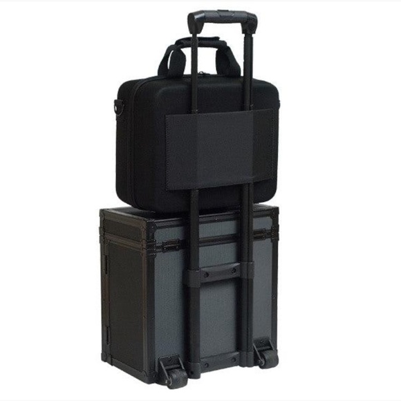 Esum Make Up Bag - Picture 6 of 15